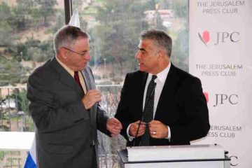 MK Yair Lapid was Awarded with an Honorary JPC Membership Card